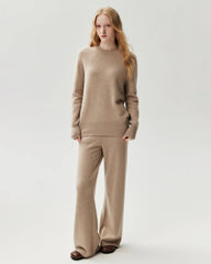Lockerer Pullover aus 100 % Kaschmir mit Rundhalsausschnitt und Rippstrick