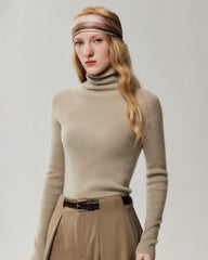 Rollkragenpullover aus 100 % Kaschmir mit Rippstrick