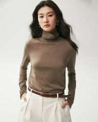 Rollkragenpullover aus 100 % Merinowolle mit Knopfmanschetten