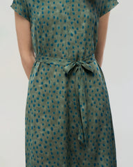 19 Momme Seidenkleid in A-Linie mit Gürtel und Punkten