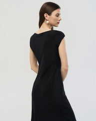 22 Momme Seiden-Midikleid mit Wasserfallausschnitt im Schrägschnitt
