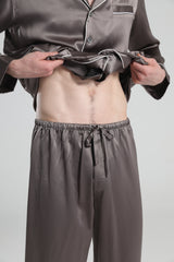 22 Momme Herren Seiden-Pyjamas-Set mit Pipings