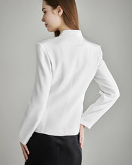 40 Momme Kragenloser Seidenblazer