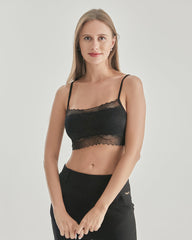 Gestricktes Seiden-Barette mit quadratischem Ausschnitt und Spitzen-Crop-Top