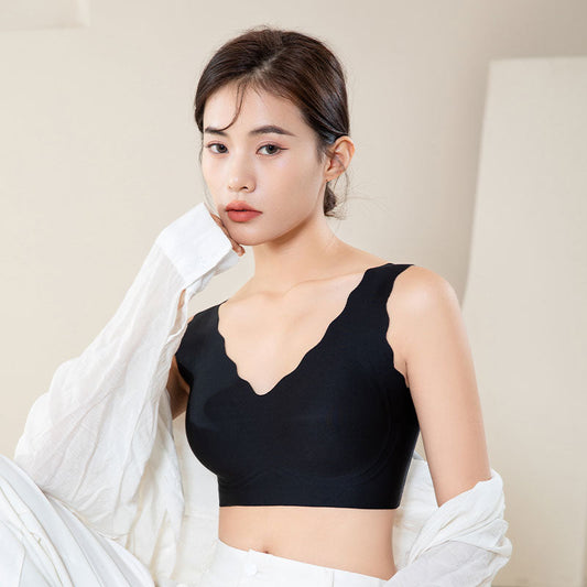 Einwandfreie Ein-Stück-Seiden-BH