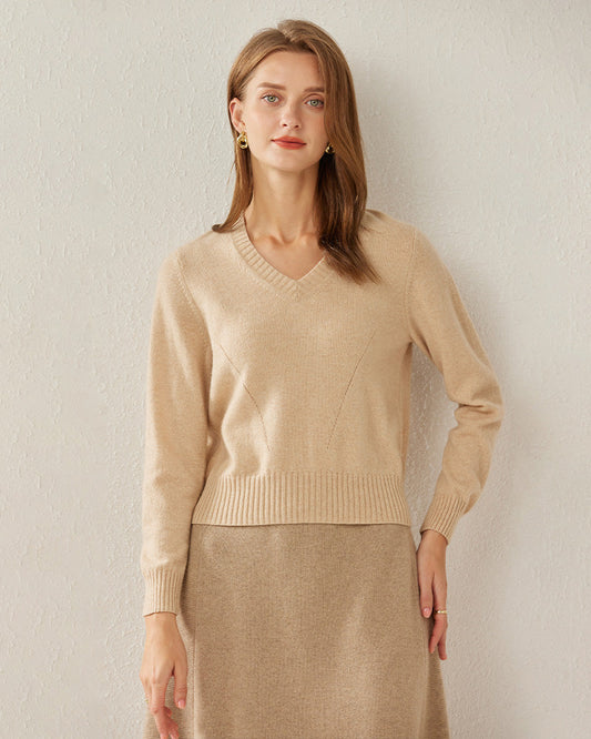 Einfacher Kaschmirpullover mit V-Ausschnitt und lockerer Passform