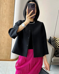 Kurzer Blazer aus Seide und Wolle