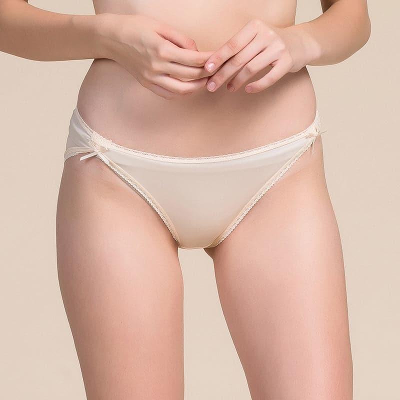 Damen Spitzen-Seidenunterwäsche Beige