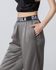 Damen-Seidenhose, elastische Taille, lockere Füßeinfassung, gefalteter Bund