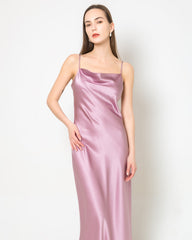 Elegantes Seidenkleid, leichter Cowl-Kragen