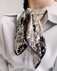 Vintage Seidenschal mit Blumenmuster