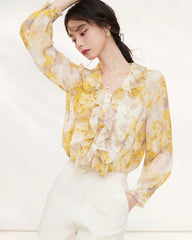 Gelbe Seiden-Bluse mit Blumenmuster und Rüschen