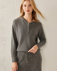 Kaschmir-Sweater mit Kapuze und V-Ausschnitt