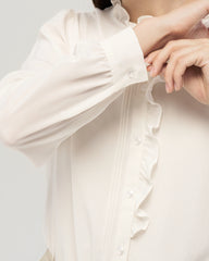 Langärmelige Seidenbluse mit Rüschendetail