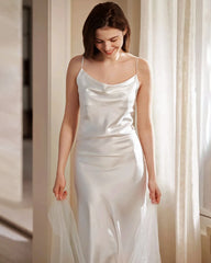 Langes waschbares Seidennachthemd mit Trägern