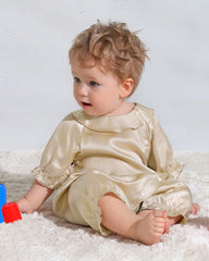 Baby Seiden-Einheitanzug mit Puppenkragen
