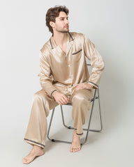 Männer Luxuriöse lose Seiden-Pyjamas
