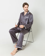 Männer Luxuriöse lose Seiden-Pyjamas