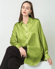 Oversized Seiden-Satin-Bluse mit Knopfverschluss