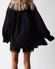 Oversized Seide-Pyjama mit Hemd und Shorts