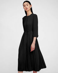 Plissiertes 3/4-Ärmeliges Seidenkleid