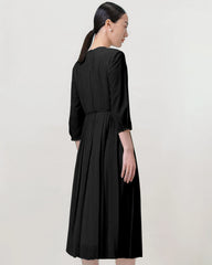Plissiertes 3/4-Ärmeliges Seidenkleid