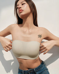 Nahtloser rutschfester Seiden-Bandeau-BH