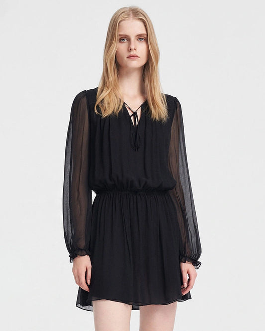 Seiden-Minikleid mit transparenten Ärmeln und Schleifenkragen