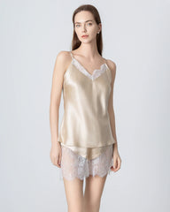 Kurzarmiges Seiden-Pyjama-Set mit Spitzen-Camisole