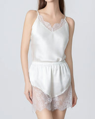 Kurzarmiges Seiden-Pyjama-Set mit Spitzen-Camisole