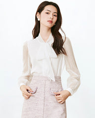 Seidenbluse mit Schleifenkragen und transparenten Ärmeln