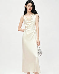 Triacetat Kleid mit Wasserfallausschnitt und Taillenraffung