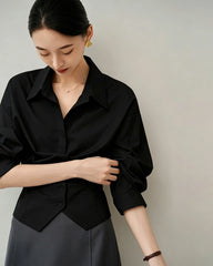 Maßgeschneiderte Triacetat-Bluse mit Knöpfen