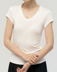 Waschbares Seidenjersey T-Shirt mit U-Ausschnitt und enger Passform