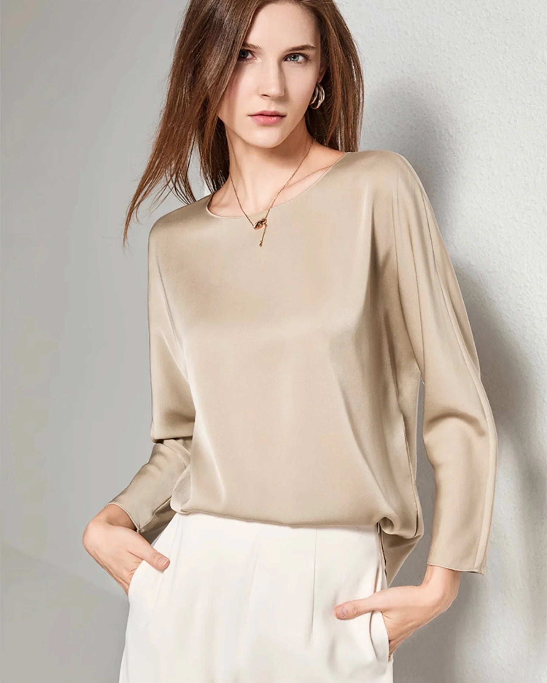Damen Klassische Rundhals-Seidenbluse Champagne