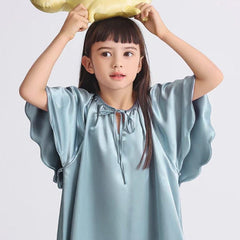 Mädchen-Schlafkleid mit Fledermausärmeln