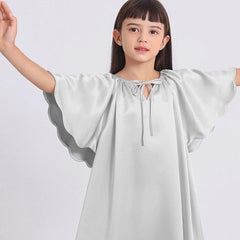 Mädchen-Schlafkleid mit Fledermausärmeln