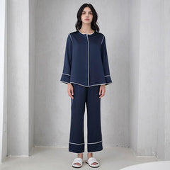 22 Momme Marineblauer Seiden-Pyjama-Set