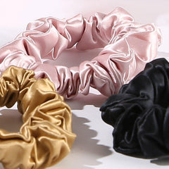 22 Momme 2,5 CM Seidene Haargummi 4er-Set