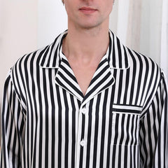 Herren Seiden Pyjama Set im weißen Streifenstil