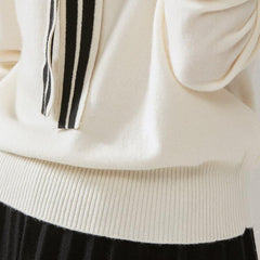 Eleganter Kaschmir Pullover mit Schleifenband