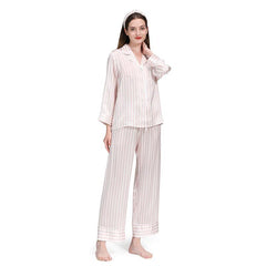Klassische Gestreifte Seiden-Pyjamas