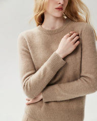 Basic-Pullover aus 100 % Kaschmir mit Rundhalsausschnitt
