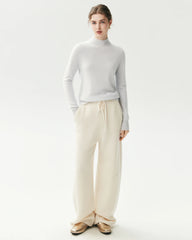 Pullover aus 100 % Kaschmir mit Trichterkragen