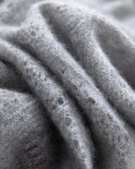 Dreieckstuch aus 100 % Kaschmir mit Pointelle-Strickmuster