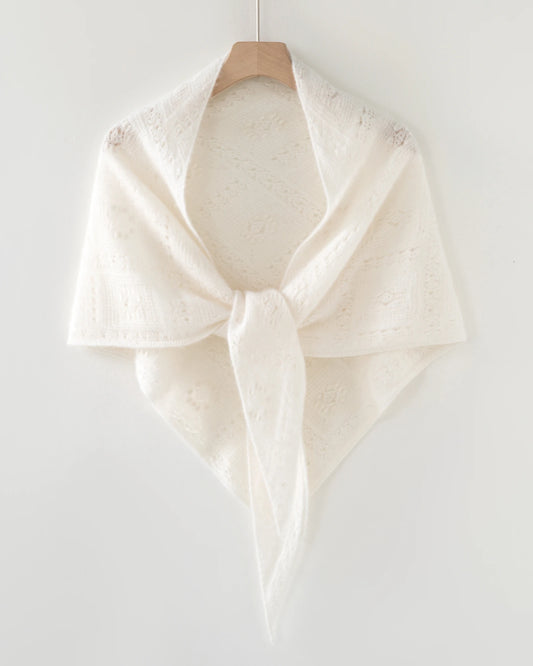 Dreieckstuch aus 100 % Kaschmir mit Pointelle-Strickmuster