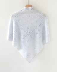 Dreieckstuch aus 100 % Kaschmir mit Pointelle-Strickmuster