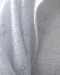 Dreieckstuch aus 100 % Kaschmir mit Pointelle-Strickmuster