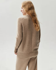 Lockerer Pullover aus 100 % Kaschmir mit Rundhalsausschnitt und Rippstrick