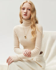 Rollkragenpullover aus 100 % Kaschmir mit Rippstrick